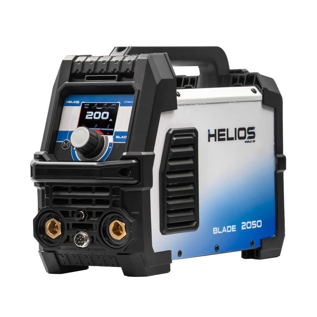 Soldadora HELIOS Blade 2050 con Spool Gun, vista frontal 3/4